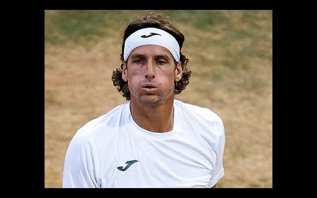  41歳ロペス 11本エースで8強 