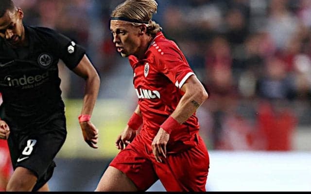 アントワープのデンマーク代表FWフィッシャーが29歳で現役引退…