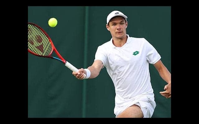  処分確定 年末まで出場不可に 