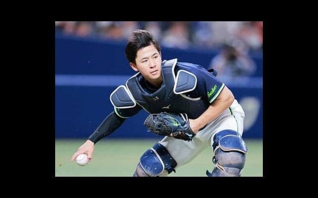 ダルビッシュ有の元専属捕手・鶴岡慎也に訊く「捕手併用は本当に最善の策なのか？」