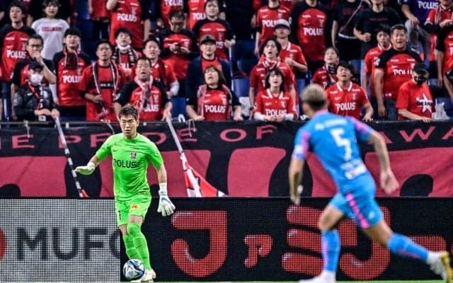 浦和vs川崎戦で2つのゴールを生んだGKのミス【「スイーパー・キーパー」の功とリスク】(1)