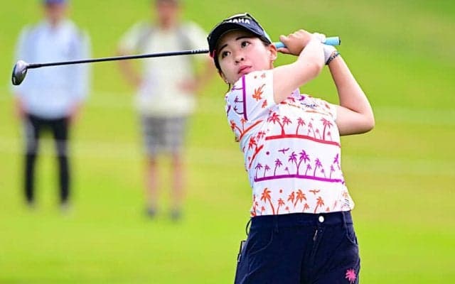 【女子ゴルフ】永井花奈が単独首位に浮上、1打差2位に桑木志帆　資生堂レディスオープン2日目