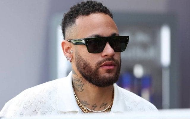 「彼は最低な男」ネイマールが2日連続で別の女性からDMを晒される…1つは彼女との交際中に送ったものか