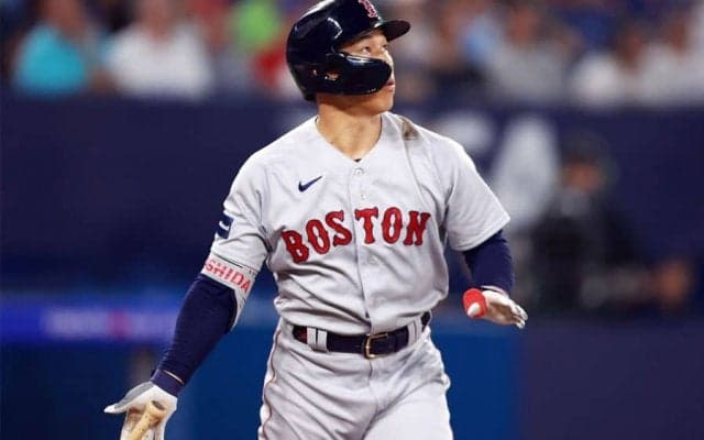【MLB】吉田正尚、135m特大9号ソロ　右翼席へ8試合ぶりに豪快弾…敵地スタンド騒然