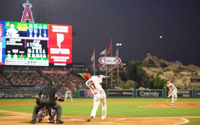 【MLB】大谷翔平、驚愕150メートルの30号で記録ラッシュ　球団“史上最長弾”に1998年ソーサ以来の偉業も同時達成