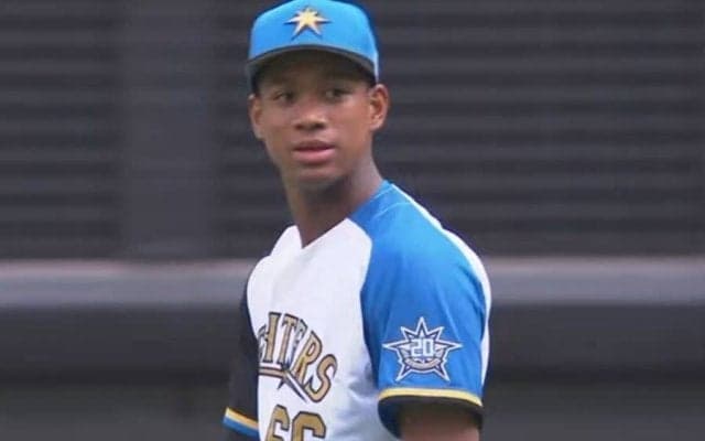 外野後方でも“犠牲フライ不可能”　覚醒23歳の大爆肩が「お金の取れる守備」