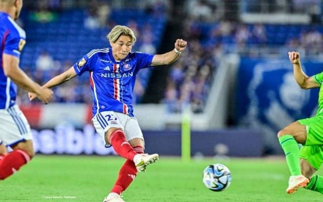 「凄いっっ」「マツケンゾーン」横浜FMのSB松原健が決めた開始６分での無回転ミドル弾が強烈すぎる！「年２」「松原は、本当に良いキック持ってるわ」の声