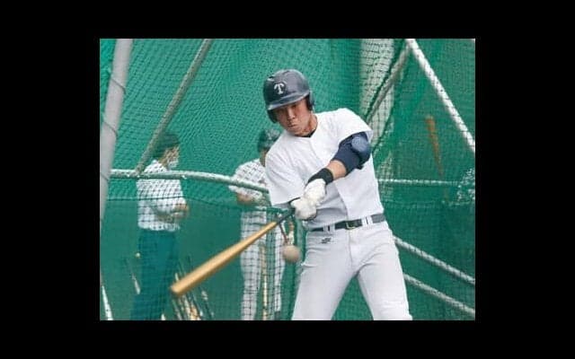 高校野球は新基準の金属バット導入でバッティングがどう変わるのか　試打した帝京高校の部員は「音に惑わされる感じがします」