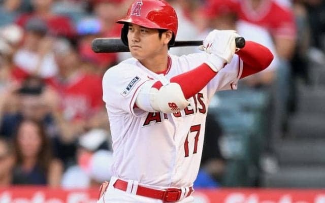 「7月も実りのあるものになりそうだ」大谷翔平、2試合ぶりの特大弾で連敗ストップに貢献！米メディアは”７月も”本塁打量産を予想　