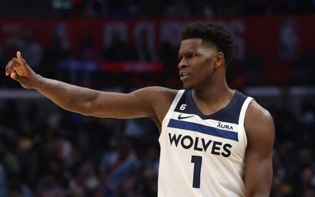 2020年の”ドラ1”アンソニー・エドワーズがウルブズと最高額の延長契約に合意