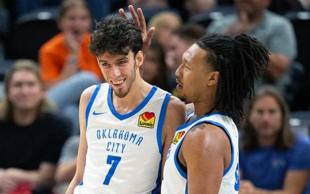 昨季全休のホルムグレンがサマーリーグで復帰…期待の若手が15得点9リバウンドなど躍動