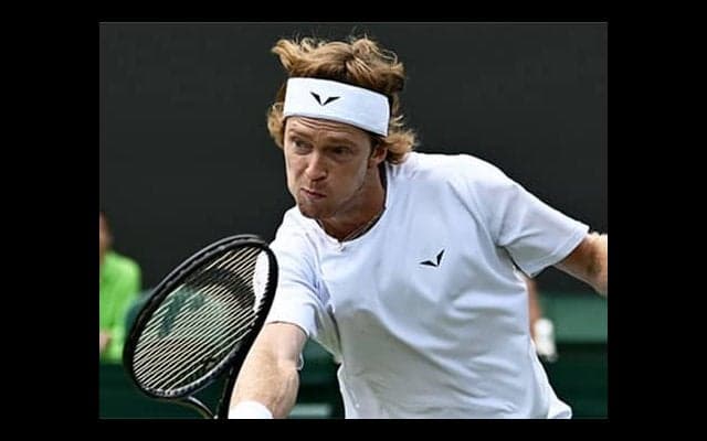  ウィンブルドン 露選手に質問相次ぐ 