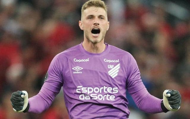 シュチェスニー売却方針のユベントス、ブラジルでクリーンシート連発のGKが新たな守護神に？