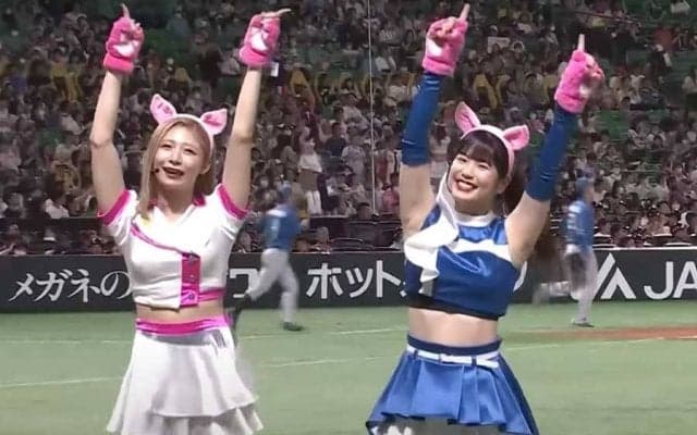 ハムチアがピンク耳「何回みてもかわいい」　敵地でキャピキャピ笑顔「滝谷さん神々しい」