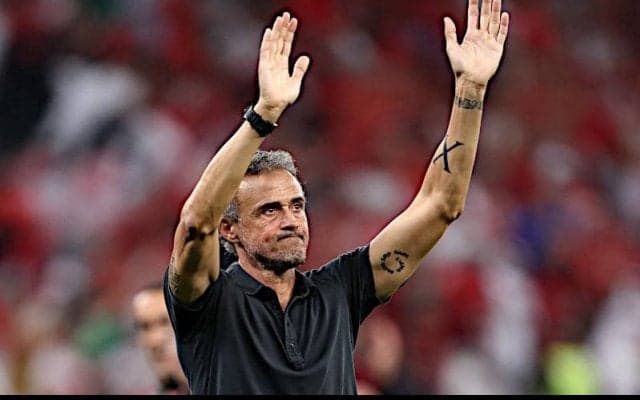 PSGがルイス・エンリケ氏の新監督就任を発表！　2025年までの2年契約を締結