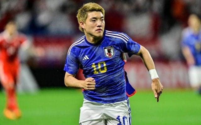 【堂安律は代表10番で成功できるか？(2)】名波、中村俊輔、香川、中島、南野……日本代表のエースナンバーの「負の歴史」を乗り越えるカギとは？