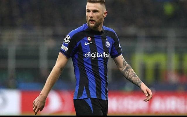 PSGがシュクリニアル加入を発表！　インテルの主力CBが5年契約締結