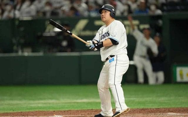 西武・中村剛也が通算2000試合出場　同期・栗山巧と共に史上初の同一球団で達成