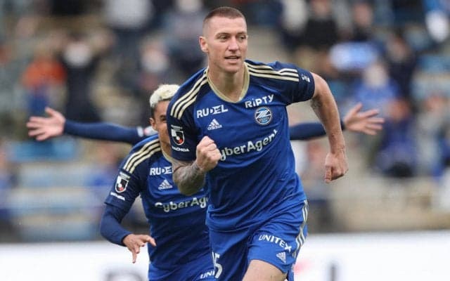 【Jリーグ出場停止情報】J2首位・町田はFWミッチェル・デュークが東京Vとの”クラシック”で出場停止、長崎は得点ランクトップのフアンマ・デルガドが2試合停止