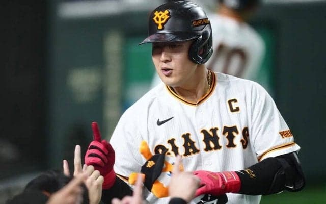 死球明けの“確信弾”に「骨も強すぎて申し訳ない」　投手ポカンの飛距離が「えぐっっ」