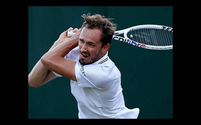  メド 2日かけてストレート勝ち 