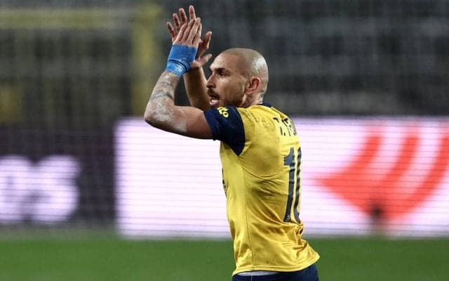 元三笘薫の同僚が伊東純也と同僚に！スタッド・ランスがサン＝ジロワーズの10番・テウマを完全移籍で獲得