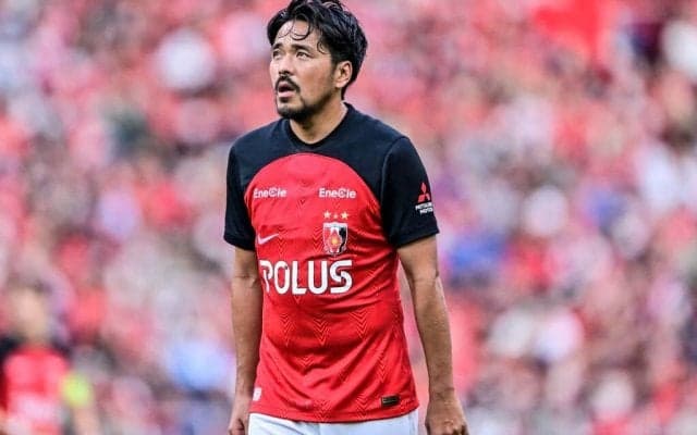 浦和・興梠慎三がFW初のJ1通算500試合出場を達成！「過去一番、タイトルを獲った選手を目指したい」と、目標の2選手の名前を挙げる