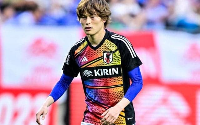 「めちゃくちゃ美味そうやんけ…」日本代表FW古橋亨梧の夏休み満喫「鰹のたたき＆沖縄そば」グルメ写真が話題に！ 高知＆沖縄訪問に「アクティブな休暇で良いな〜」の声