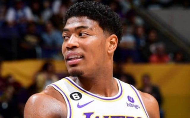 【MLB】大谷出場試合で八村塁が始球式　203cmの豪快投法にファン喝采「とても楽しい時間」