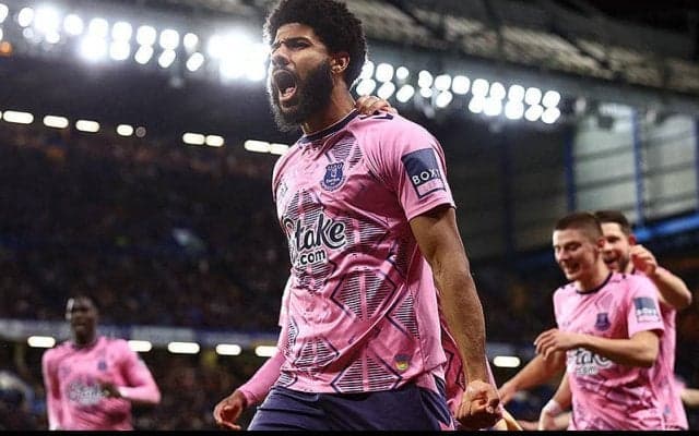 エバートンFWシムズがコヴェントリーに完全移籍…主砲ギェケレシュ後釜候補に