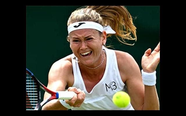  失格騒動で批判相次ぐ中敗退 