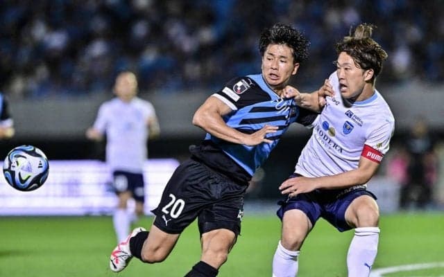 「どれだけ凄い人なのか分かってるのか」J1川崎のマスコットを抱くスーパーアイドルの姿にファン驚愕！「まぢかよ!」「さすがマッチ」との声が広がる