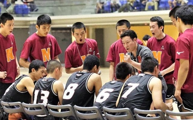 恩師の意志を継ぐ畠山俊樹の指導者人生がスタート「僕が明成のコーチになるのは宿命でした」