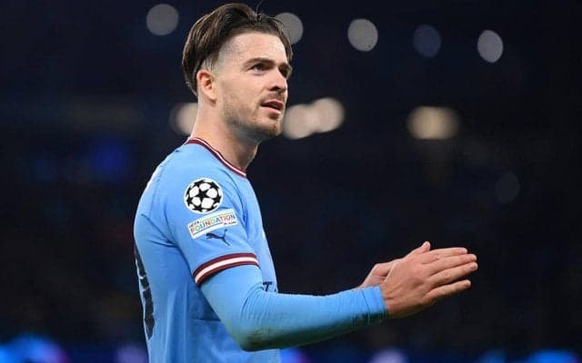 オフ満喫中のグリーリッシュがパーティーでお触り…ビキニの女性は恋人とは別人の客室乗務員