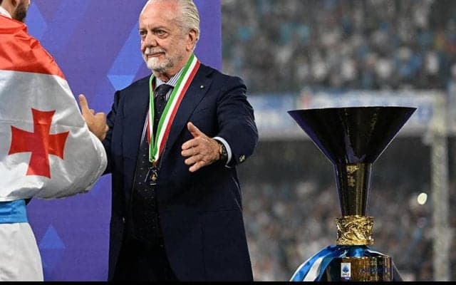 敏腕SDジュントリを引き抜かれたナポリ、メルーゾ氏を招へい