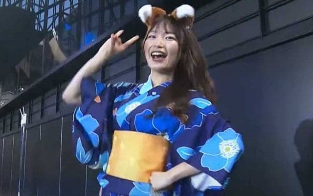 “浴衣きつね”の「破壊力すごいな！」　夏らしさ全開…笑顔のチアが「めっちゃ可愛い」