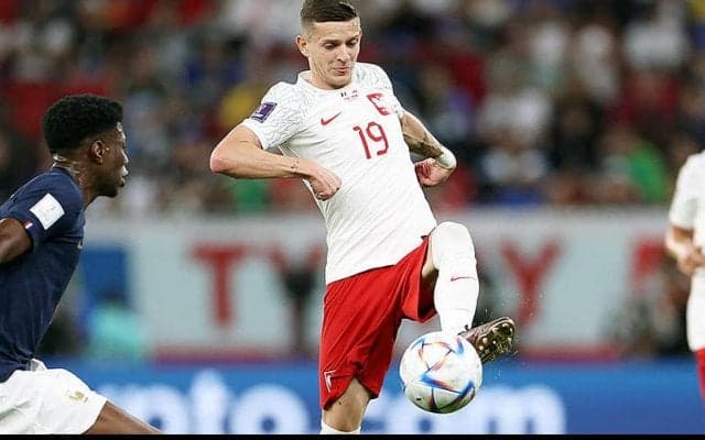 フェネルバフチェ、S・シマンスキを完全移籍で獲得！　昨季はフェイエのエールディビジ優勝に貢献