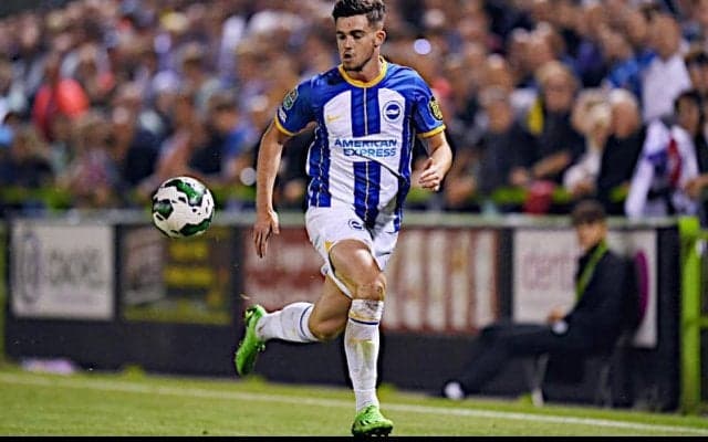 ブライトン、U-21アイルランド代表DFファーロングとの契約を2025年まで延長