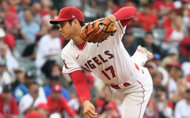【MLB】大谷翔平、味方エラーに堪らずガックリ　6回途中今季ワーストタイ5失点で8勝目ならず、打ってはマルチ安打