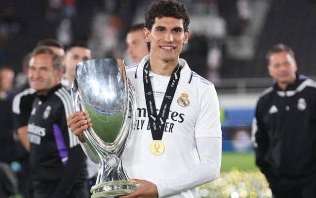 レアルで不遇のDFバジェホが3度目のグラナダ行き！ 1年間のレンタルで昇格組の力になれるか