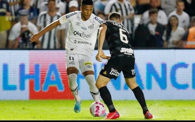 チェルシー、サントスで数々の最年少記録を打ち立てたFWアンジェロを獲得！