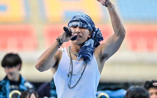 川崎FW山田新が「サッカー選手ってこういうことなんだな」とファン感で気持ち新たに！ 緊張で「ひざが震えてました」…「この勢いと一体感で神戸に乗り込んで」と次戦の勝利誓う