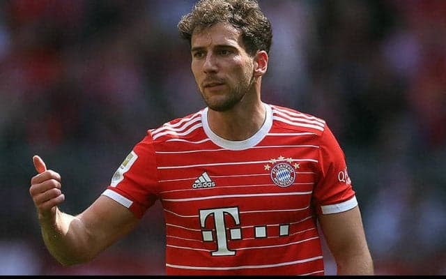 バイエルンが序列低下のゴレツカ売却を検討か？　ユナイテッドが獲得に動く可能性も…