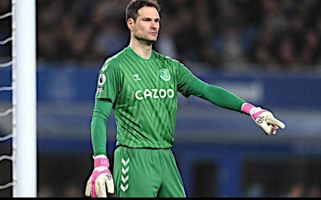 QPR、新守護神に昨季限りでエバートン退団のベゴビッチを獲得！