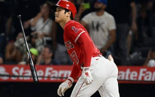 【MLB】一夜明けても冷めぬ大谷翔平弾の衝撃　豪快フリップ「男でも惚れる」「かっこよすぎ」
