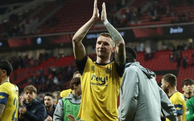 マジョルカがサン＝ジロワーズのベルギー代表DFファン・デル・ヘイデンを完全移籍で獲得