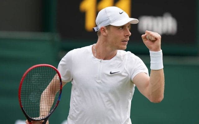 世界23位のシャポバロフ、約4年の交際期間を経てスウェーデン女子選手と婚約