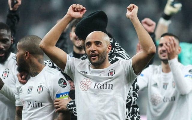 バーンリーがベシクタシュ退団の元イングランド代表FWレイモンドを獲得、ノリッジやサウサンプトンなどでプレミア200試合以上出場