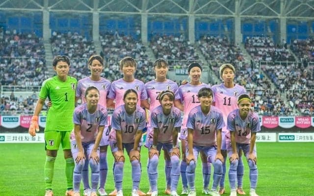 「なるほど703!!」渡辺直美が「なでしこジャパンのユニフォーム姿」公開！ 自身の名前を背番号にした「特製デザイン」で激励を送るとともに、なでしこ10番との交流明かす