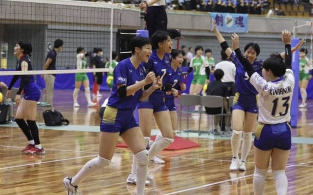 8連覇中の金蘭会、京都橘、北嵯峨、四天王寺がベスト4　準決勝はともに大阪と京都の対決に【近畿バレーボール大会（女子）】